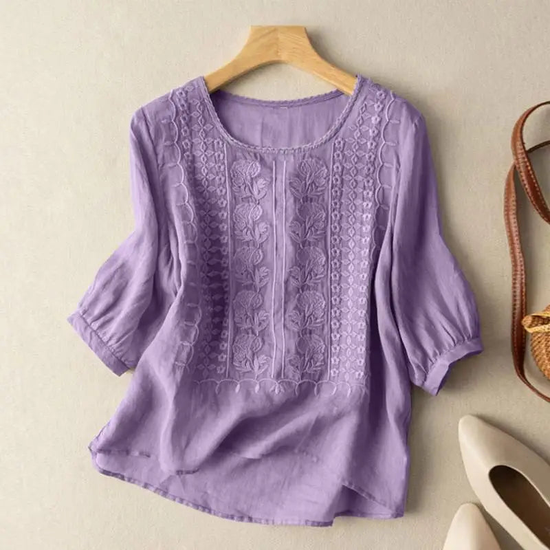 Women's Relaxed-Fit Embroidered Blouse