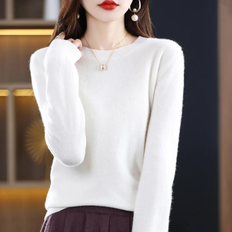 Women's Sweater Classic Round Neck Soft Stylish