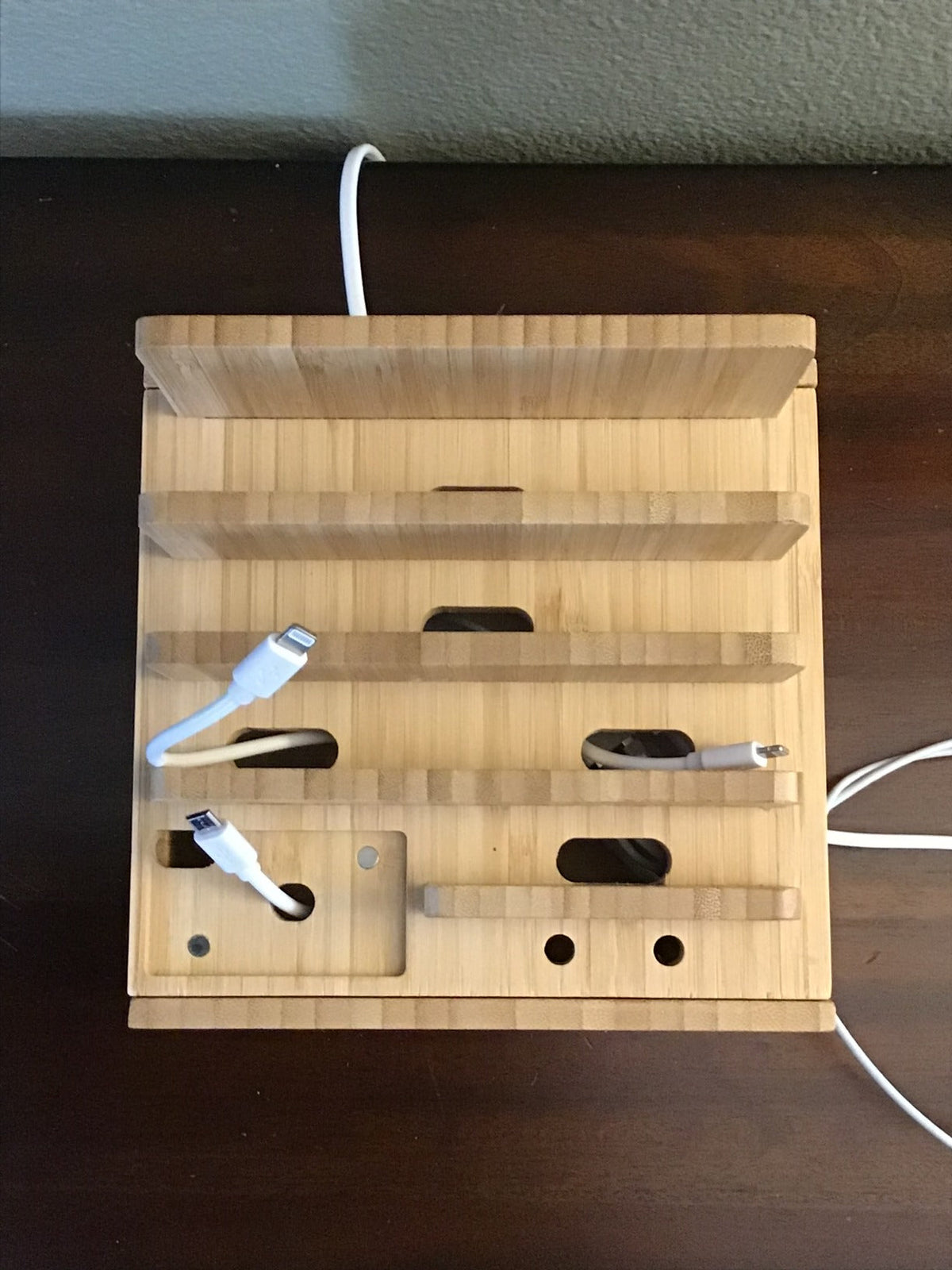 ChargeDock Charging Station in Bamboo | 5-Port USB & Organizer | For Smartphone, Tablet & Smartwatch | Includes Cable Set
