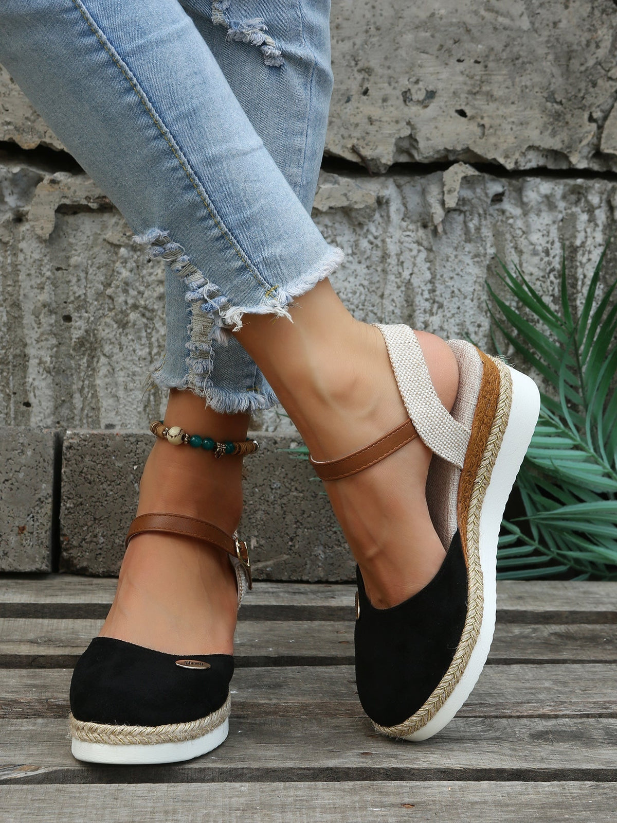 Chic Orthopedic Espadrille Sandals