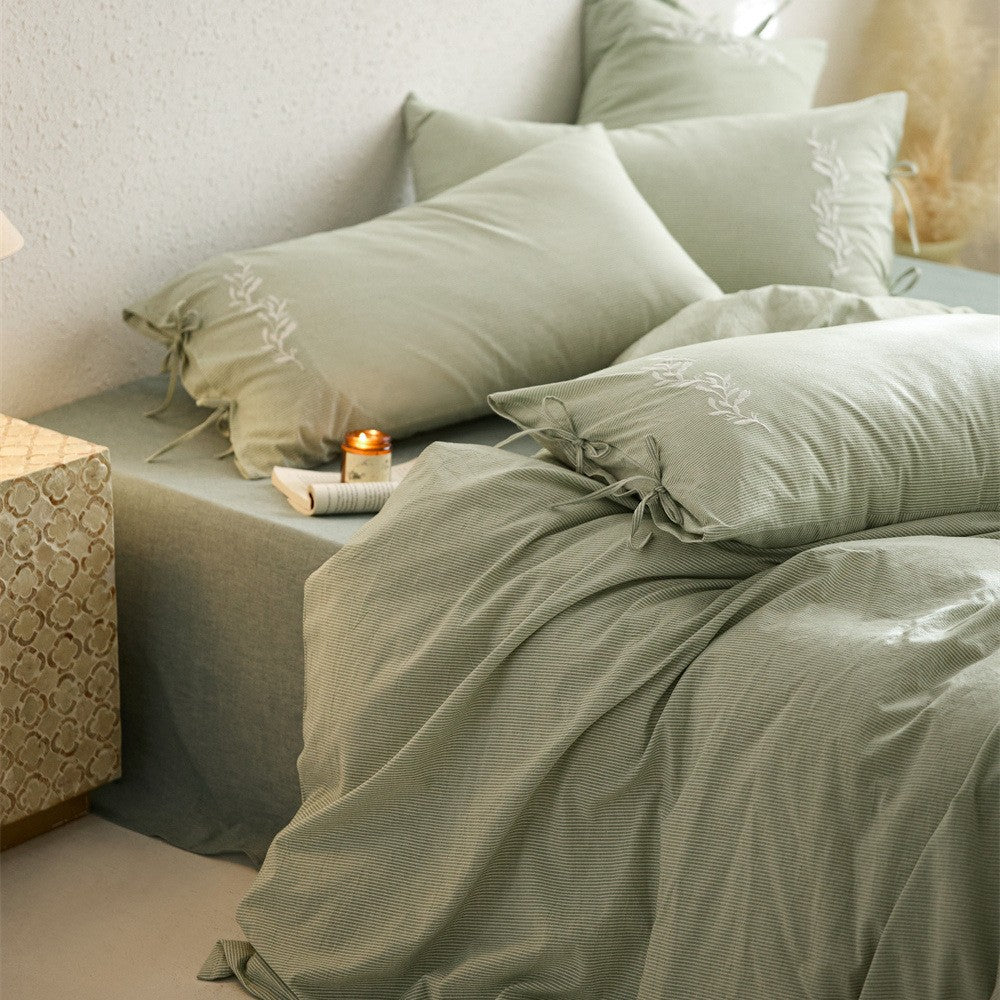 Cotton Muslin Bedding Set with Ties, Soft Muslin Texture and Breathable Linen Look