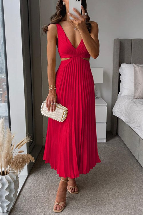 Elegant Pleated Midi Dress