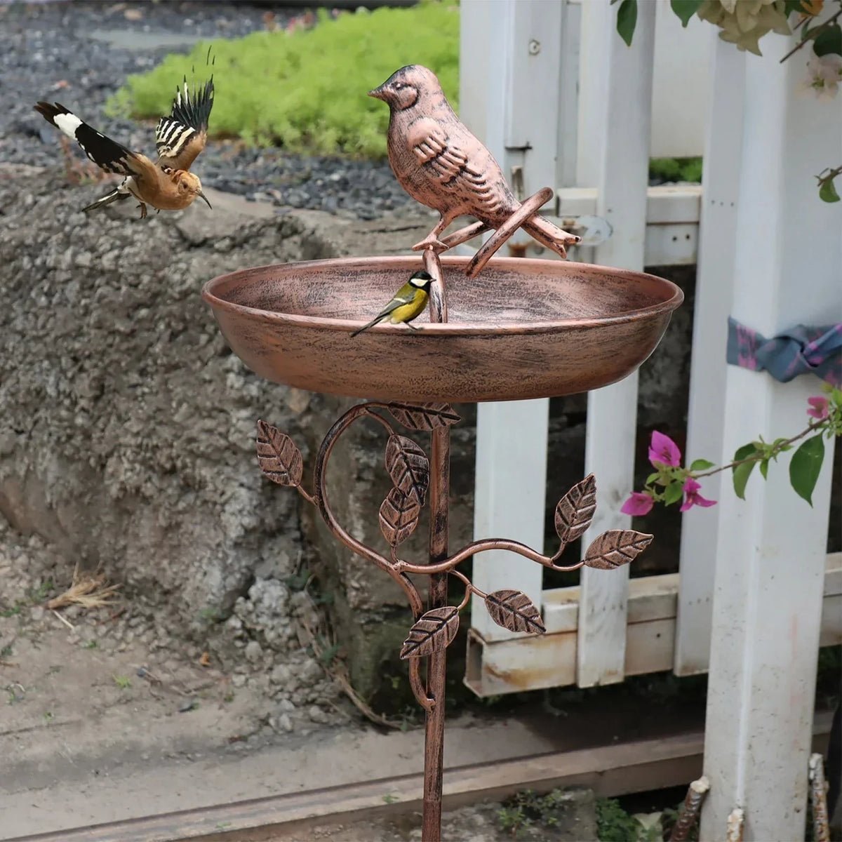 Garden Bird Bath | Decorative Bowl | Stable Spike