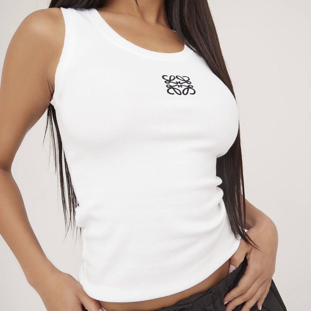 Minimalist Women's Top | Summer Comfort | Lightweight Sleeveless Shirt