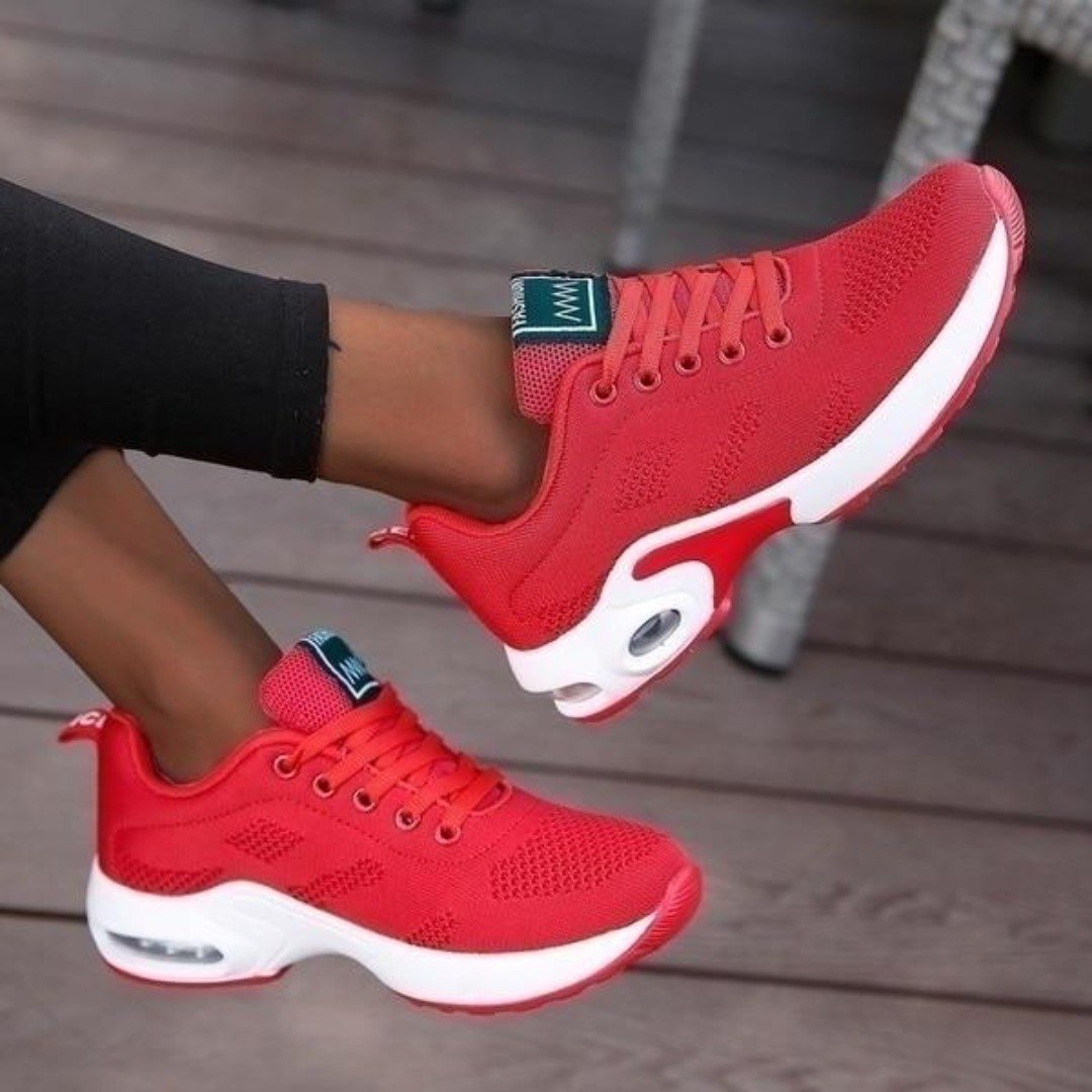 Orthopedic Hiking Shoes - Comfort for Everyday and Hiking