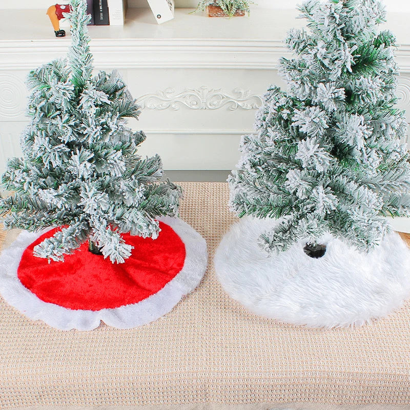 Plush Faux Fur Tabletop Christmas Tree Skirt