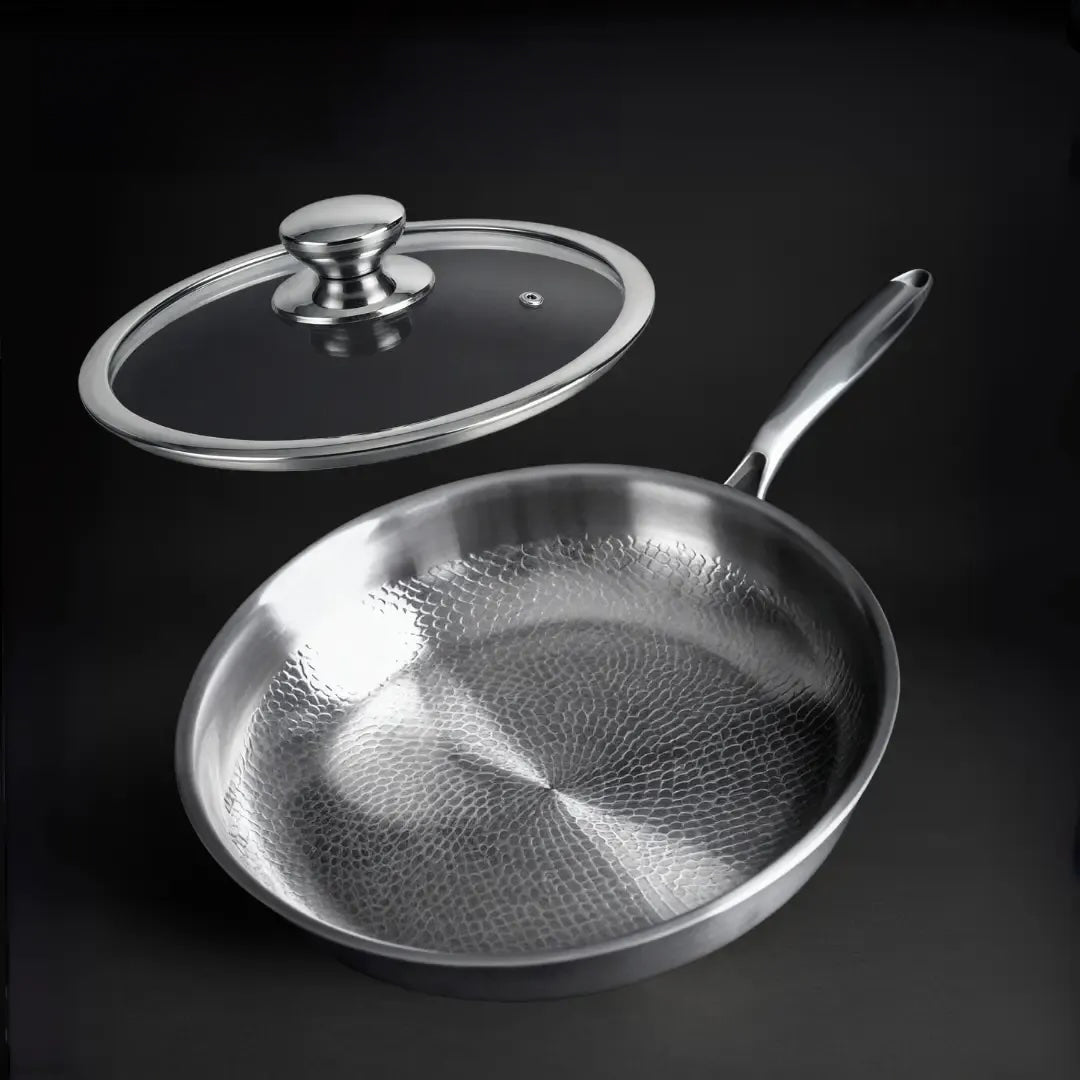 Pure Titanium Frying Pan with Hammered Texture – Naturally Non-Stick, Uncoated, Induction Compatible