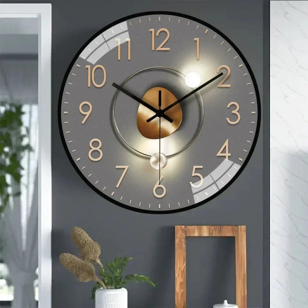 Silent Wall Clock with Clear Time Display for the Home