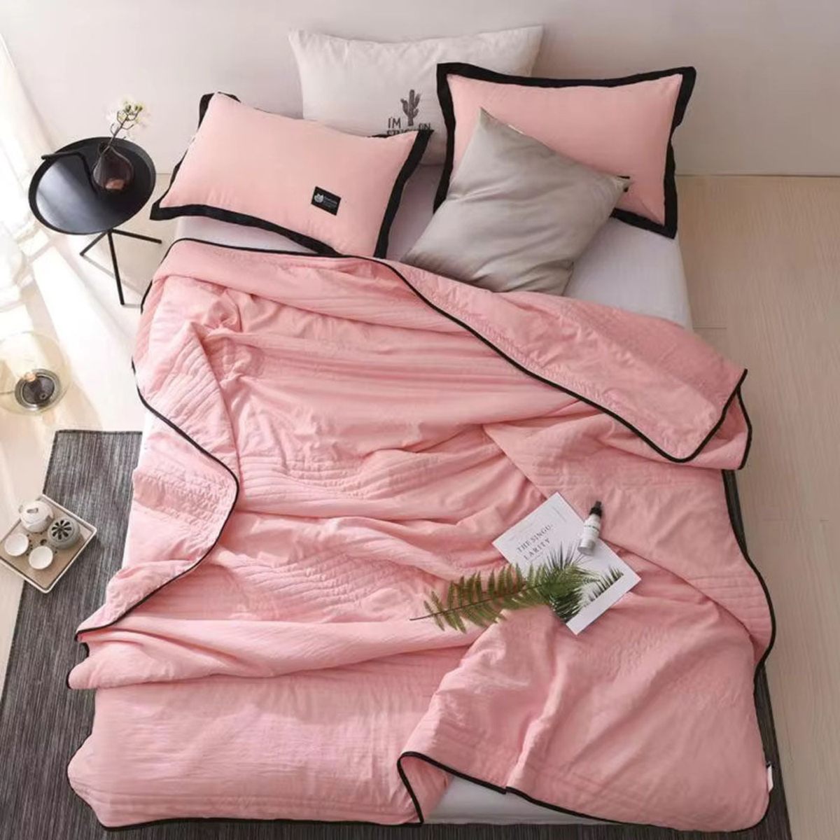 The Everchill Ice Cooling Blanket Keeps You Comfortable and Cool All Night