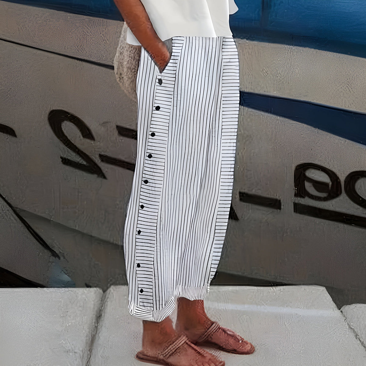 Women's High-Waisted Striped Wide-Leg Trousers
