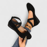 Women’s Slip-On Shoes for Everyday & Walking – Sleek Comfort for All Day