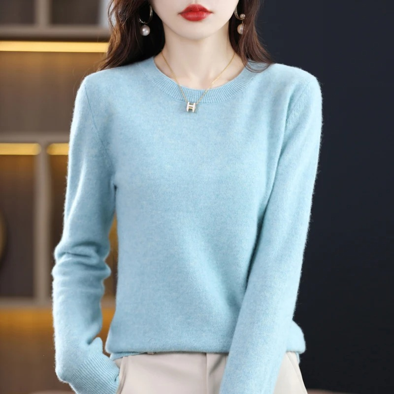 Women's Sweater Classic Round Neck Soft Stylish