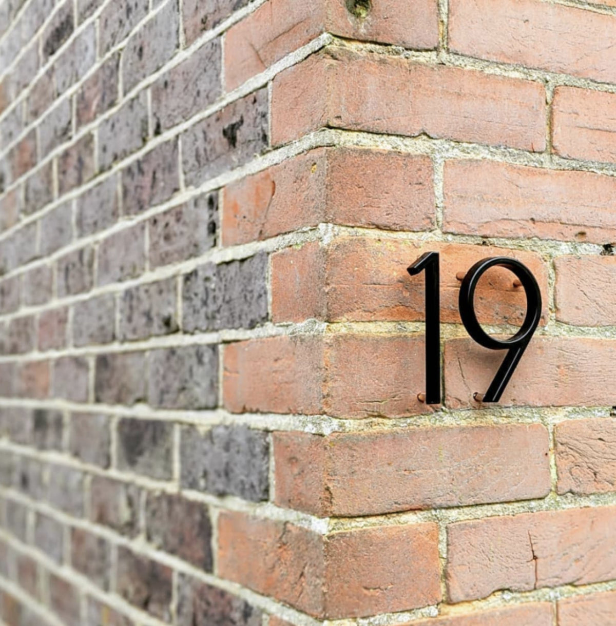 Zinc Alloy Modern Floating House Numbers & Letters - 5 Inch - Outdoor Wall Decor